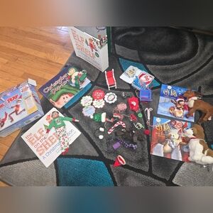 Elf on the Shelf Christmas Set 2 Elves 2 Pets 4 Books Plus Extras